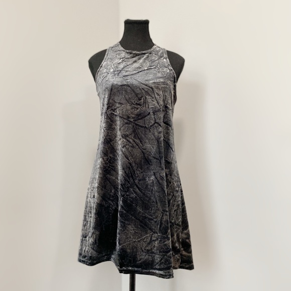 Vintage Dresses & Skirts - vintage Jalate velvet dress